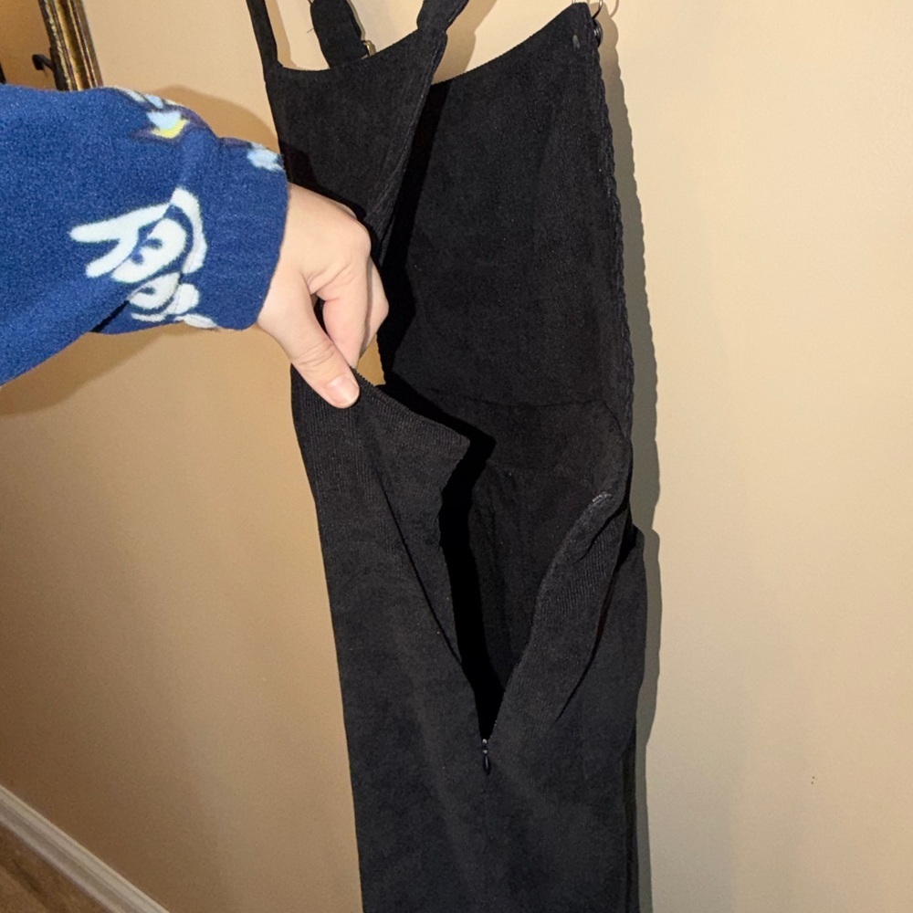 SHEIN Black Corduroy Overalls - Picture 4 of 6